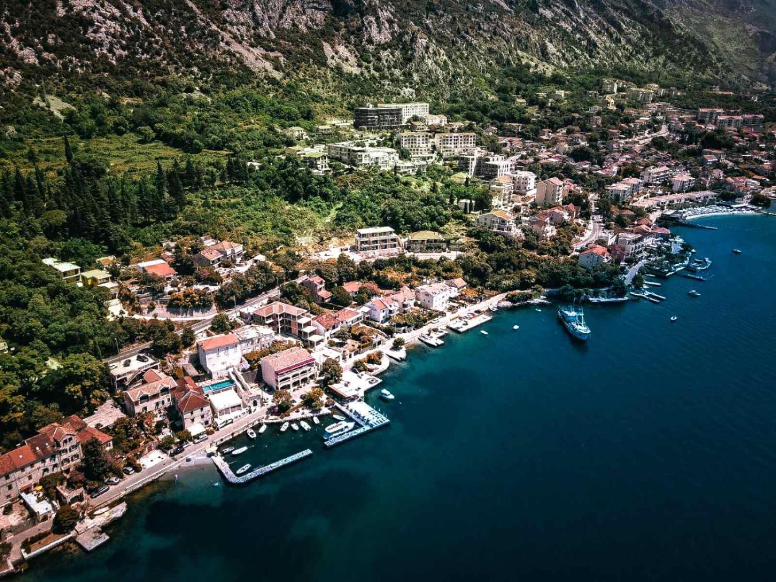Montenegro Apartments - Private Beach Kotor Exterior photo